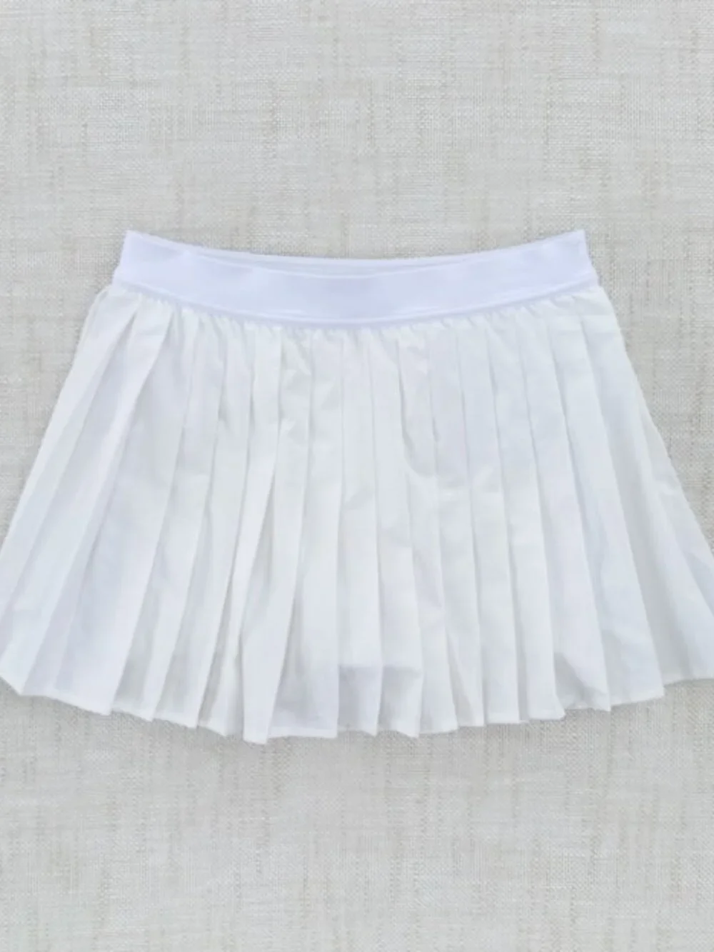 Lululemon High-Rise Pleated Tennis Skirt Sz 6 White